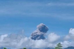 Gunung Dukono di Maluku Utara Erupsi, Lontarkan Abu Setinggi 1 Km