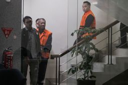 KPK Pulangkan 11 Pejabat Tulungagung Usai Pemeriksaan Saksi Selesai