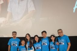 Film Yang Lain Boleh Hilang Asal Kau Jangan Angkat Kisah Ibu yang Kehilangan Ingatan