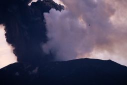Badan Geologi Ingatkan Potensi Gas Beracun di Kawah Gunung Marapi
