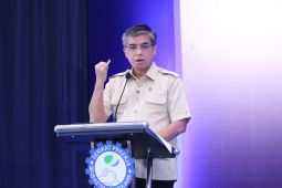 Menaker Minta Peserta Magang Nasional Ikuti Sertifikasi Kompetensi