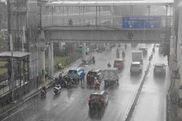 Hari Senin Ini Jakarta Diprediksi Hujan Ringan dari Pagi Sampai Sore