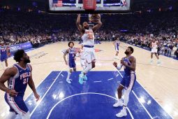 Knicks Bantai 76ers 137-98 di Laga Pertama Semifinal Wilayah Timur
