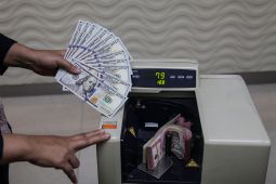 Rupiah Melemah ke Rp17.405 per Dolar AS, Tekanan Dipicu Ketegangan Timur Tengah