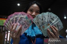 Rupiah Berada di Angka Rp18.134 per Dolar AS pada Selasa Pagi