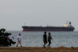 Trump Tolak Tol Selat Hormuz, Ancam Hancurkan Uranium Iran
