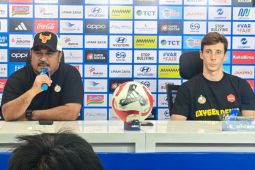 Imran Nahumarury Pastikan Bertahan Bersama Semen Padang