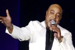 Legenda R&B Peabo Bryson Meninggal Dunia di Usia 75 Tahun