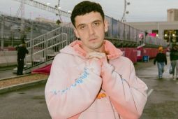 Penyanyi Lauv Ambil Jeda dari Dunia Musik karena Kondisi Mental