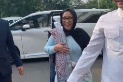 Nanik S Deyang Tiba di Istana untuk Dilantik Sebagai Kepala BGN