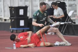 Justin Hubner Latihan Terpisah Jelang Laga Melawan Mozambik