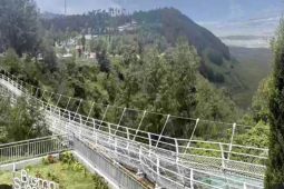 Jembatan Kaca Bromo Siap Dibuka saat Liburan Sekolah Akhir Juni 2026