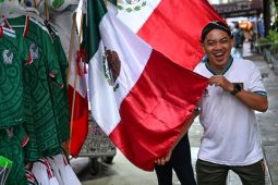 Meski Garuda Gagal Lolos, Suporter Asal Tulungagung Tetap ke Piala Dunia