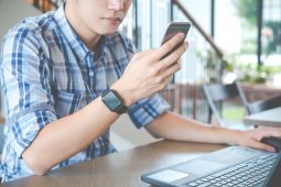 Pakar Ungkap Detox Digital Bisa Bantu Jaga Kesehatan Mata & Kualitas Tidur