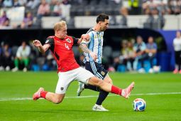 Mac Allister Sebut Tak Ada Kata-Kata untuk Gambarkan Messi