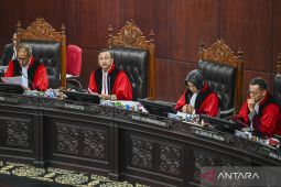 MK Tegaskan Batas Usia Minimal Calon Kepala Desa Tetap 25 Tahun