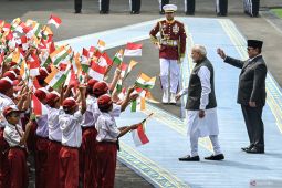 Prabowo Anugerahkan Bintang Adipurna kepada PM Modi
