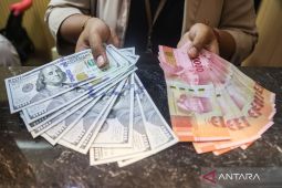 Rupiah Melemah ke Rp18.128 per Dolar AS Dipicu Meningkatnya Permintaan Safe Haven