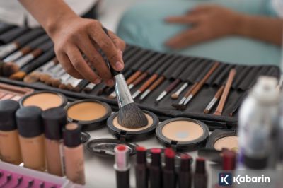 Jarang Cuci Alat Makeup? Ini Bahaya Serius yang Bisa Rusak Kulit