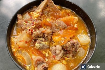 Dampak berbahaya jika keseringan makan pedas pada saluran cerna