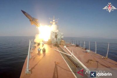 Rusia Minta AS Pilih Jalur Dialog Demi Cegah Konflik Nuklir