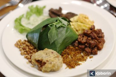 Nasi Ulam Betawi: Kuliner hasil akulturasi yang mulai sulit dicari