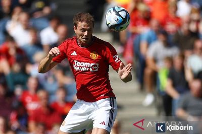 Darren Fletcher Tunjuk Jonny Evans Jadi Asistennya di Manchester United