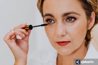 Malas Hapus Maskara Sebelum Tidur Bisa Picu Masalah pada Mata