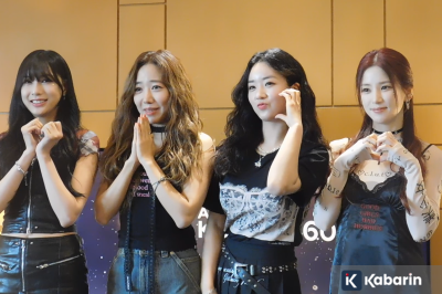 Apink siap "comeback" hibur penggemar lewat album baru