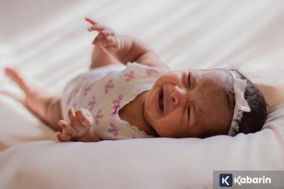 Mencium Bayi Bisa Bawa Risiko Penyakit, Ini Penjelasan Dokter