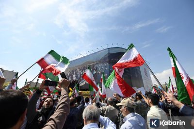 Presiden Iran Utamakan Reformasi Ekonomi Setelah Demo Besar di Teheran