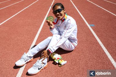 Langkah konsisten Odekta antar Indonesia cetak hattrick emas maraton putri SEA Games 2025.