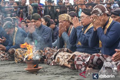 Kalender Jawa Januari 2026 lengkap dengan weton, hijriah, dan tanggal merah