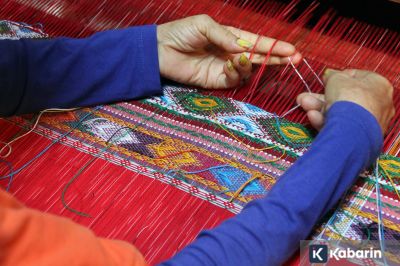 Kain Ulos Jadi Daya Tarik Utama dalam Indonesia Fashion Week 2026