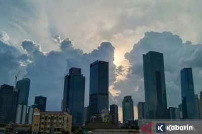 Senin Pagi Ini Jakarta Cerah, Tapi Sore Kemungkinan Hujan