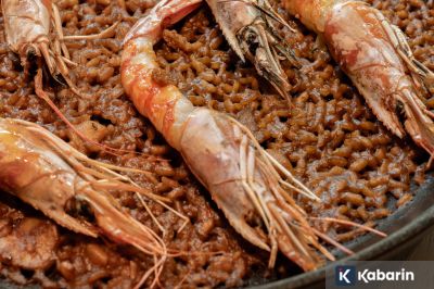 Laut dan pegunungan disajikan dalam satu piring di Costa Jakarta