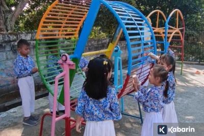 Anak Malas Sekolah Usai Libur? Ini Cara Atasi Post Holiday Blues