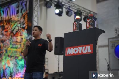 Motul luncurkan Oli 2-tak terbaru di Kustomfest 2025, tawarkan performa lebih bersih dan bertenaga