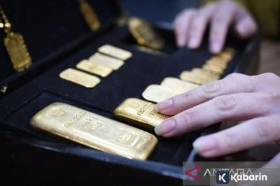 Mana yang lebih aman untuk investasi jangka panjang, emas atau perak?