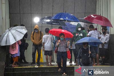 BMKG Prakirakan Jakarta Diguyur Hujan pada Senin Sore hingga Malam