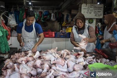 Harga Bahan Pangan Hari Ini: Cabe Rawit Rp50.115/Kg, Ayam Rp38.458/Kg