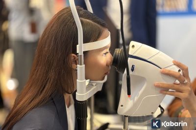 Dokter Jelaskan Manfaat Kompres Hangat dan Dingin untuk Kesehatan Mata