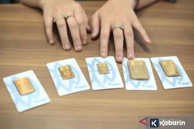 Harga emas Antam Jumat ini naik tipis jadi Rp2,407 juta per gram