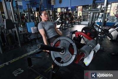 Angkat Beban Ternyata Bisa Bantu Mengurangi Lemak di Perut