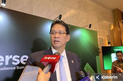 Menkeu Purbaya tegas menolak untuk legalkan 'thrifting'