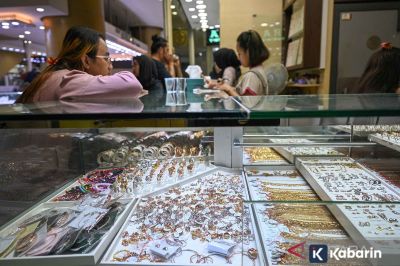 Harga Emas Antam Turun Rp9.000 Jadi Rp2,596 Juta per Gram