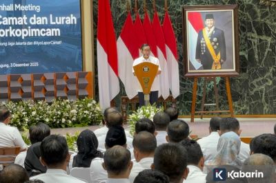 Pramono Anung mau atribut partai diturunin demi Jakarta yang bersih