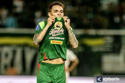 Gol telat Malik Risaldi selamatkan Persebaya dari kekalahan di GBT
