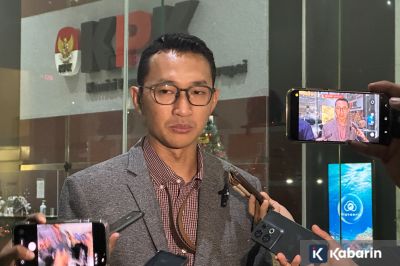 Update OTT Bekasi, KPK bongkar jejak ponsel pejabat yang dihapus