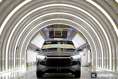 Kenapa mobil listrik China beda merek tapi mirip semua? Ini alasannya